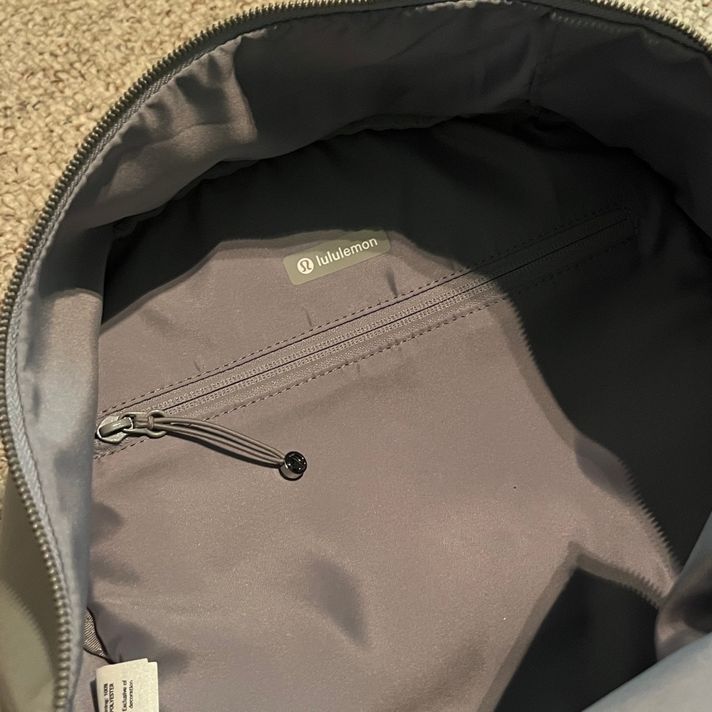 Lululemon City Adventurer Backpack - Picture 4 of 11